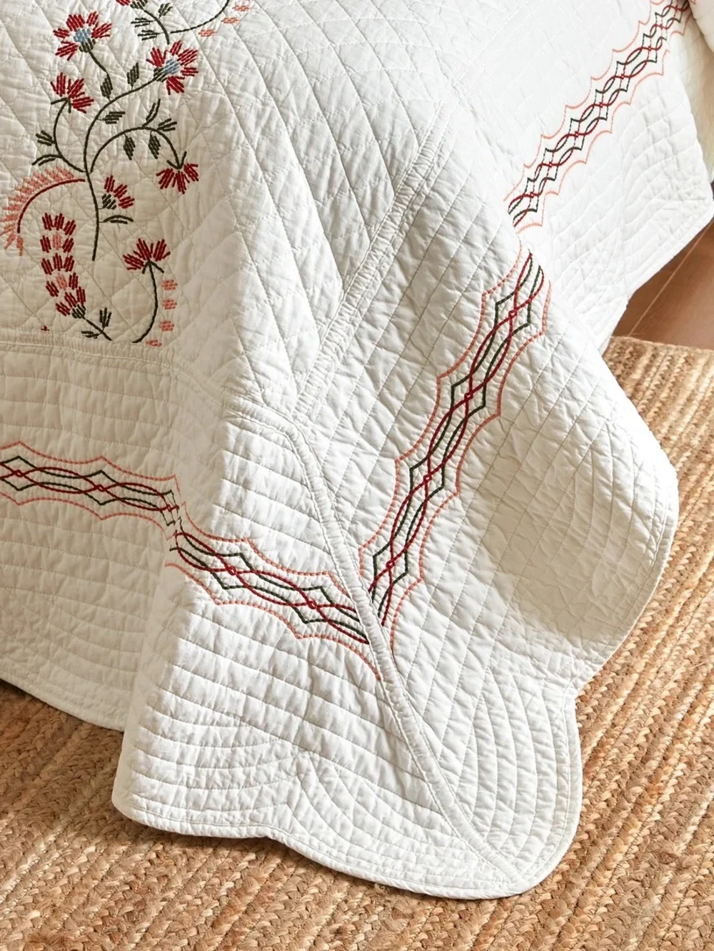 3 piece 100% cotton embroidered quilt set farmhouse bedspread